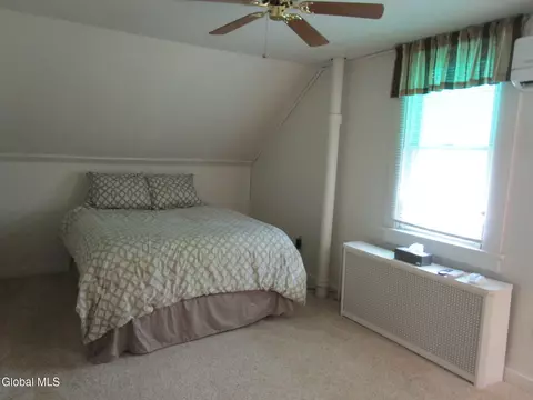 Bedroom - 3025 Cox Ave, Schenectady, NY 12306 photo 13 of 17