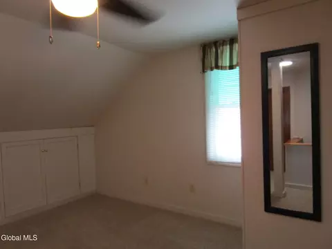 Bedroom - 3025 Cox Ave, Schenectady, NY 12306 photo 12 of 17