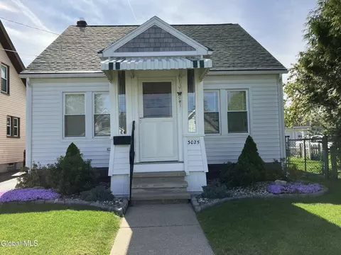 3025 Cox Ave, Schenectady, NY 12306