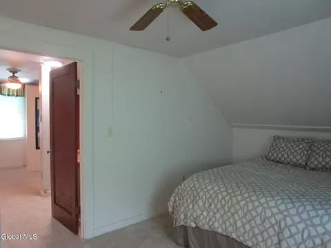 Bedroom - 3025 Cox Ave, Schenectady, NY 12306 photo 15 of 17