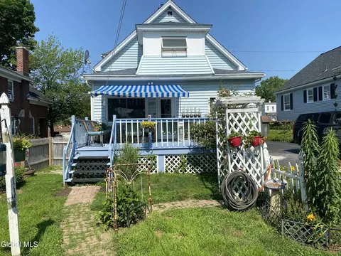 191 Brookside Ave, Amsterdam, NY 12010