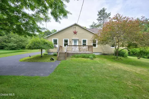 129 Camden Valley Rd, Shushan, NY 12873