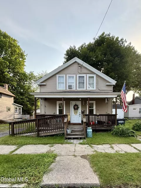 20 Nelson St, Glens Falls, NY 12801