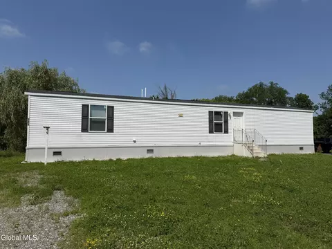 111 Casey Rd, Schuylerville, NY 12871