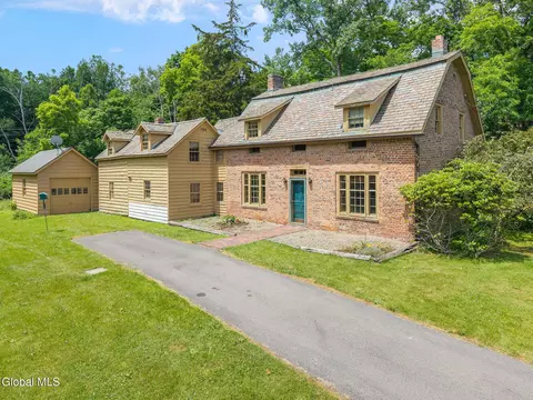 100 Truax Ln, Guilderland, NY 12084