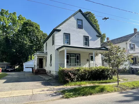 45 Hunter St, Glens Falls, NY 12801