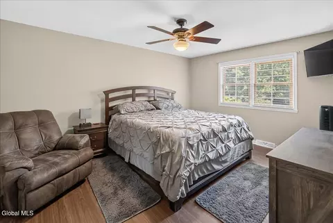 3 Cindy Ln, Clifton Park, NY 12065 photo 42