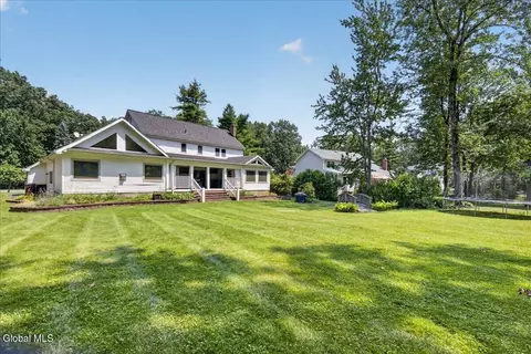 3 Cindy Ln, Clifton Park, NY 12065 photo 11