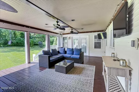 3 Cindy Ln, Clifton Park, NY 12065 photo 35