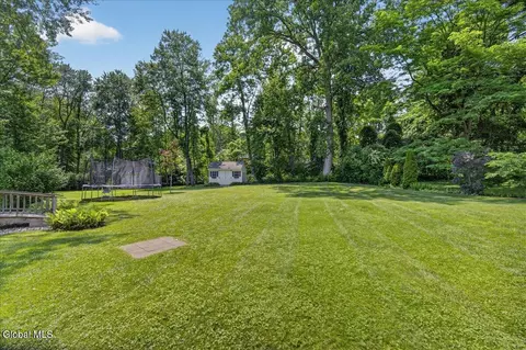 3 Cindy Ln, Clifton Park, NY 12065 photo 13
