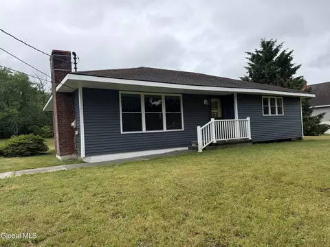 1100 Hudson Ave, Stillwater, NY 12170