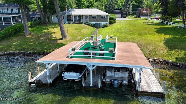 29 Trout Pavilion Rd, Queensbury, NY 12804