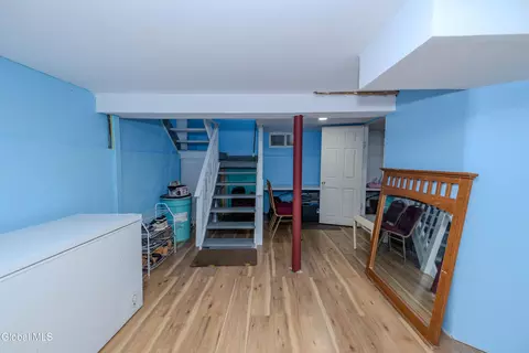 Entry Way - 22 Elder St, Schenectady, NY 12304 photo 6 of 9