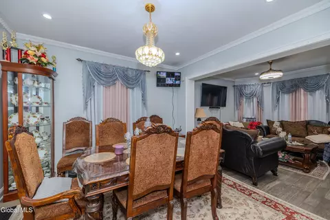 Dining - 22 Elder St, Schenectady, NY 12304 photo 1 of 4