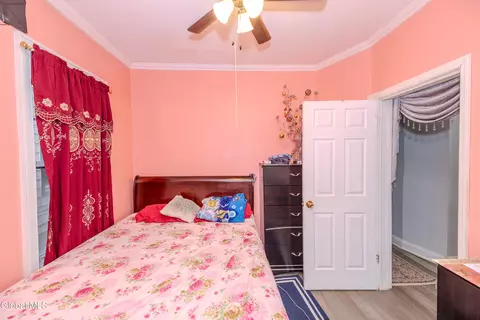 Bedroom - 22 Elder St, Schenectady, NY 12304 photo 7 of 9