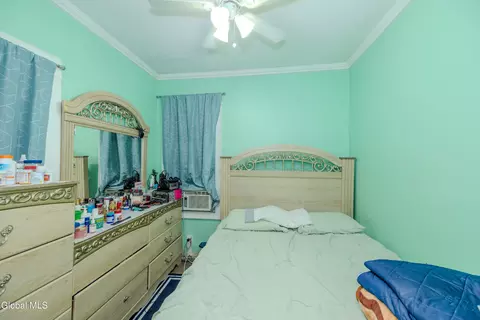 Bedroom - 22 Elder St, Schenectady, NY 12304 photo 3 of 9