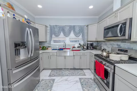Kitchen - 22 Elder St, Schenectady, NY 12304 photo 1 of 3