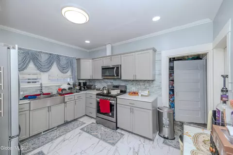 Kitchen - 22 Elder St, Schenectady, NY 12304 photo 3 of 3