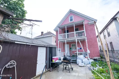 Exterior - 22 Elder St, Schenectady, NY 12304 photo 1 of 11