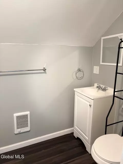 844 Harrison Ave, Schenectady, NY 12306 photo 9