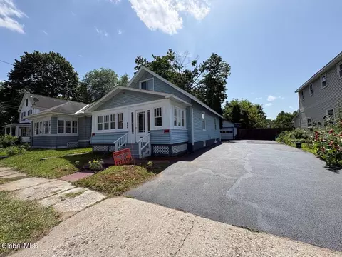 844 Harrison Ave, Schenectady, NY 12306 photo 1
