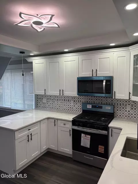 844 Harrison Ave, Schenectady, NY 12306 photo 25