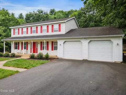 26 Gates Ave N, Gansevoort, NY 12831