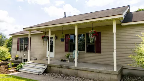 Exterior - 135 Rappa Rd, Sprakers, NY 12166 photo 11 of 13