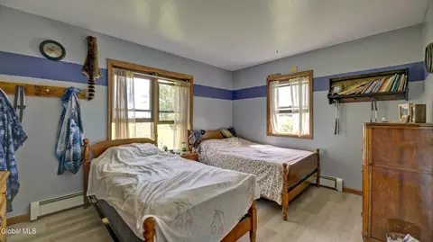 Bedroom - 135 Rappa Rd, Sprakers, NY 12166 photo 1 of 9