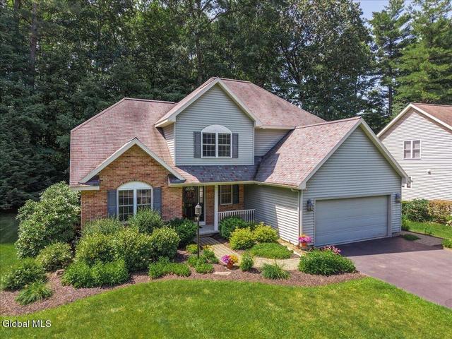 24 East Rdg, Saratoga Springs, NY 12866