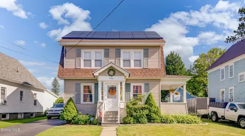 111 6th Ave, Gloversville, NY 12078