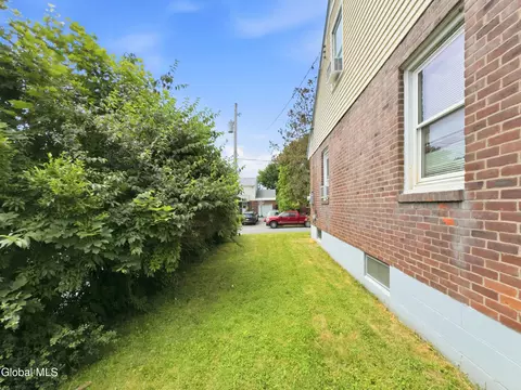 1209 Mader St, Schenectady, NY 12308 photo 43