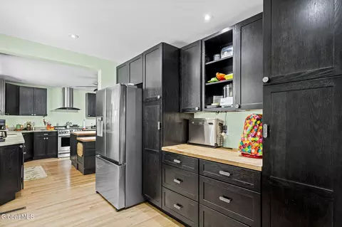 Kitchen - 102 Marson Ave, Glenville, NY 12302 photo 4 of 9