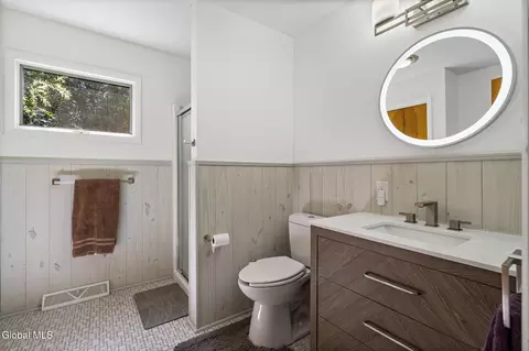 Bath - 102 Marson Ave, Glenville, NY 12302 photo 1 of 4