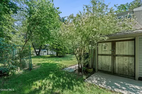 Exterior - 102 Marson Ave, Glenville, NY 12302 photo 7 of 15