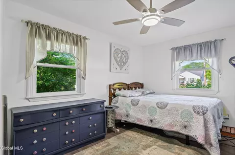 Bedroom - 102 Marson Ave, Glenville, NY 12302 photo 4 of 7