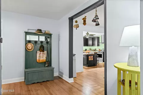 Entry Way - 102 Marson Ave, Glenville, NY 12302 photo 3 of 3