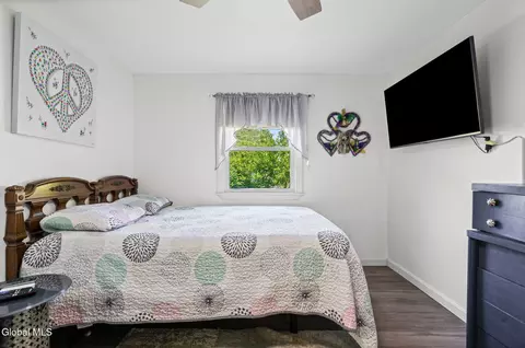 Bedroom - 102 Marson Ave, Glenville, NY 12302 photo 5 of 7