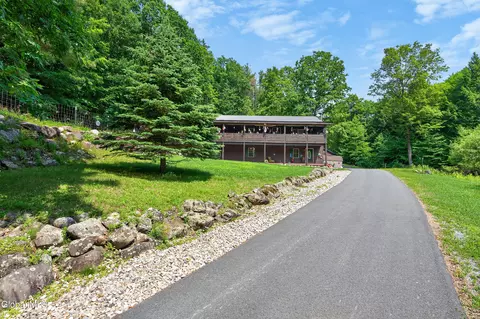 296 Lake Nebo Rd, Fort Ann, NY 12827