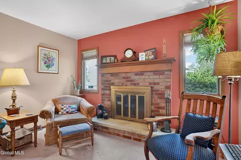 Living - 3059 E Old State Rd, Schenectady, NY 12303 photo 6 of 6