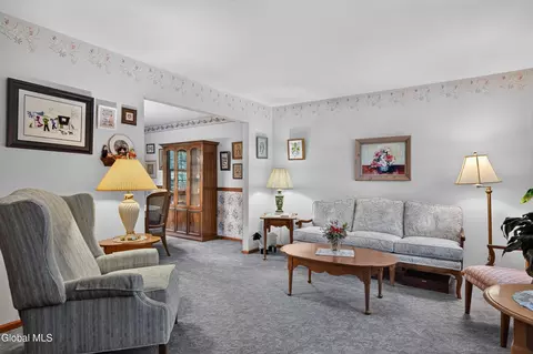 Living - 3059 E Old State Rd, Schenectady, NY 12303 photo 3 of 6