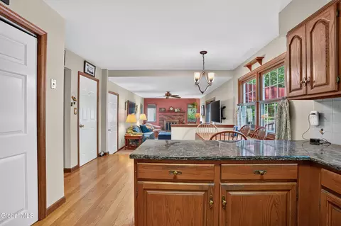 Kitchen - 3059 E Old State Rd, Schenectady, NY 12303 photo 4 of 4