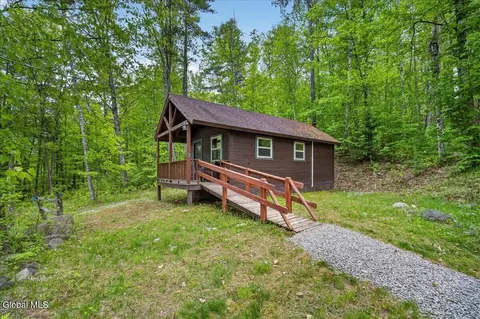 4 Us 9, Schroon Lake, NY 12870
