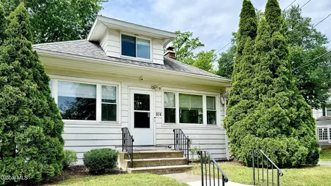 974 Washington Ave, Albany, NY 12203