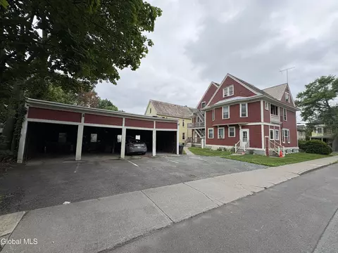 Exterior - 1114 Union St, Schenectady, NY 12308 photo 2 of 7