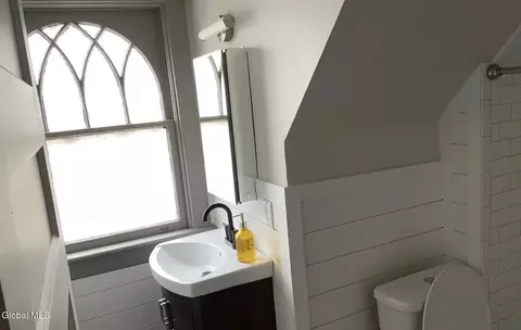Bath - 1114 Union St, Schenectady, NY 12308 photo 5 of 6