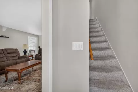 Entry Way - 809 Thompson St, Schenectady, NY 12306 photo 1 of 1