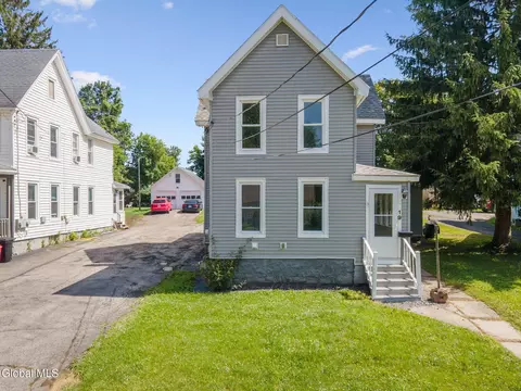 19 Matthew St, Johnstown, NY 12095