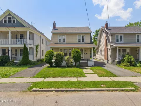 19 Harris Ave, Albany, NY 12208