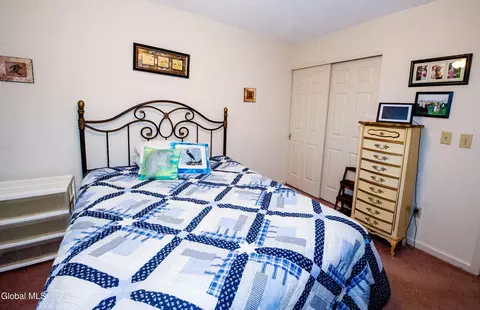 Bedroom - 92 Commonwealth Dr, Glenmont, NY 12077 photo 5 of 5